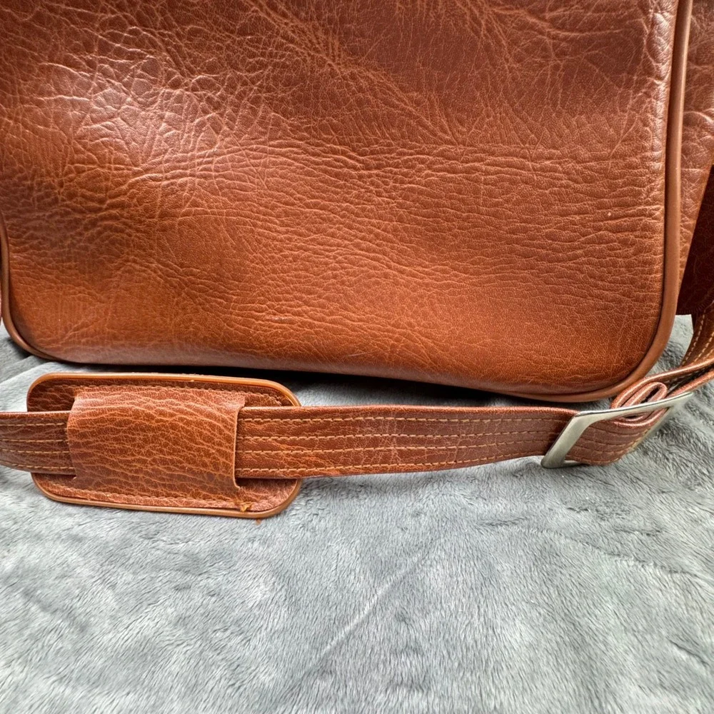 World Traveler Shoulder Bag Unisex‎ OS Brown Excellent Vintage Retro Flight Bag